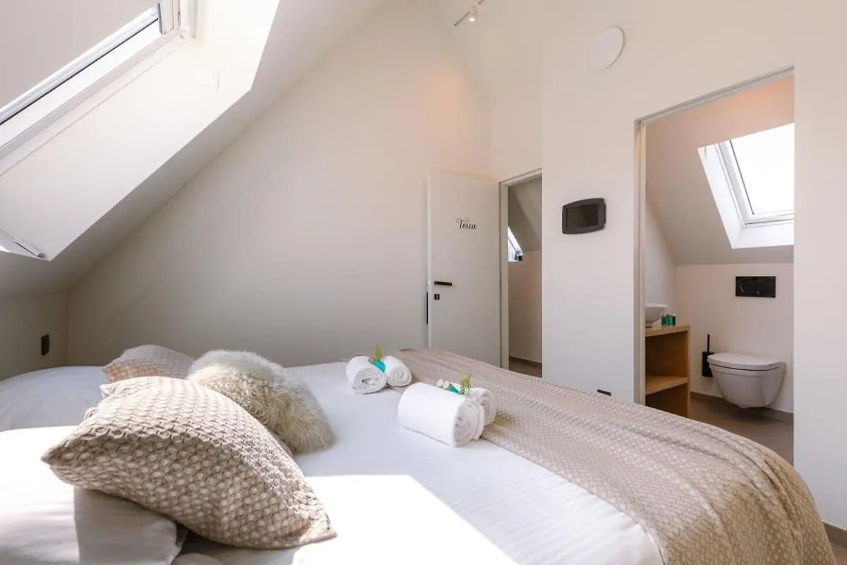 Huswell - Tosca - Lovely Double Room At Ranch De Blauwe Zaal Bruges